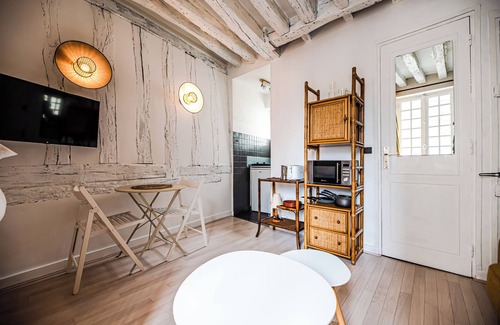 Latin Apartamento | Charmant Studio Lumineux Pour 2 Personnes au Coeur du Quartier Latin