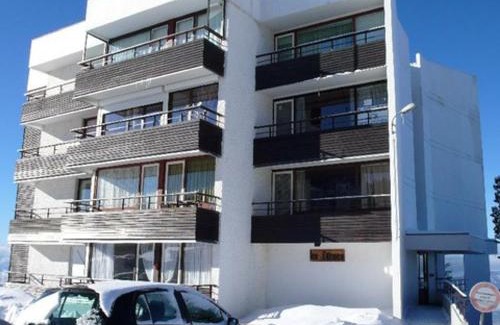 Chamrousse Apartamento | Charmant T2 cabine au pied des pistes à Chamrousse - FR-1-549-82