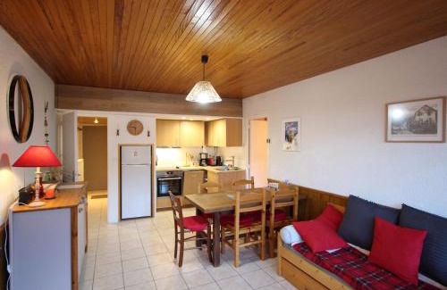 Chamrousse Apartamento | Charmant T2 cabine au pied des pistes à Chamrousse - FR-1-549-82