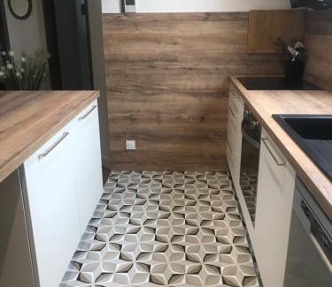 Ceyrat Apartamento | Charmant T2 rénové et climatisé chez Cathy