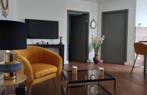Ceyrat Apartamento | Charmant T2 rénové et climatisé chez Cathy