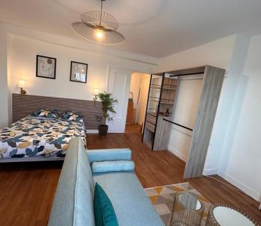 Centre-Ville Apartamento | Charmant T4 Pontoise Centre