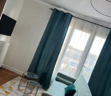 Centre-Ville Apartamento | Charmant T4 Pontoise Centre
