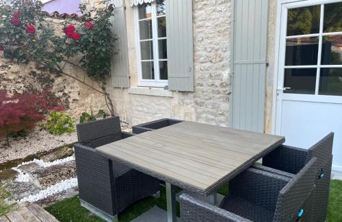 Saint-Jean-d'Angely Casa | Charmante charentaise