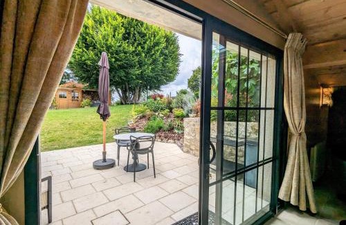 Paulnay Cama Y Desayuno | Charmante Chambre d'Hôtes avec Piscine Chauffée et Terrasse Privative dans le Parc de la Brenne - FR-1-591-597