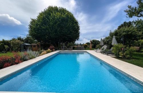 Paulnay Cama Y Desayuno | Charmante Chambre d'Hôtes avec Piscine Chauffée et Terrasse Privative dans le Parc de la Brenne - FR-1-591-597