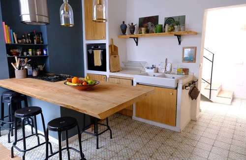 Tarifa Casa | Charmante et Spacieuse Maison de Ville, Rénovée Avec Soin, Centrale