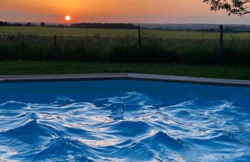 Saint-Lactencin Casa | Charmante Longère avec Terrasse et Piscine Chauffée, proche châteaux et zoo, en pleine nature - FR-1-591-240