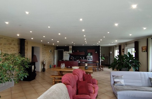 Anglars-Saint-Felix Casa | Charmante Maison de Campagne en Pierre