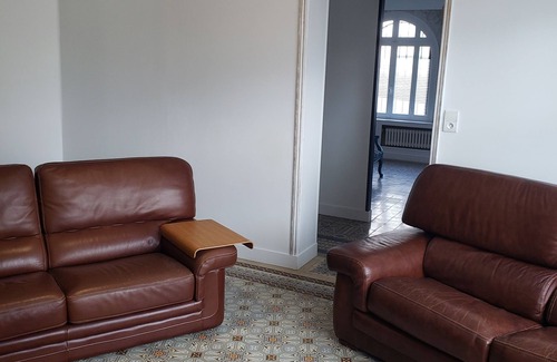 Neufchatel-en-Bray Casa | Charmante Maison de Ville Rénovée au Cœur de la Ville de Neufchâtel en Bray