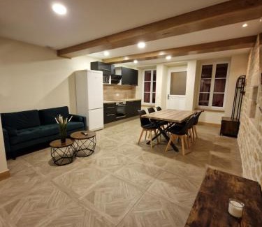 Chatillon-sur-Seine Apartamento | Charmante maison de ville