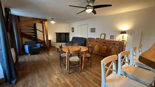 Condat-sur-Vezere Casa | Charmante maison de village
