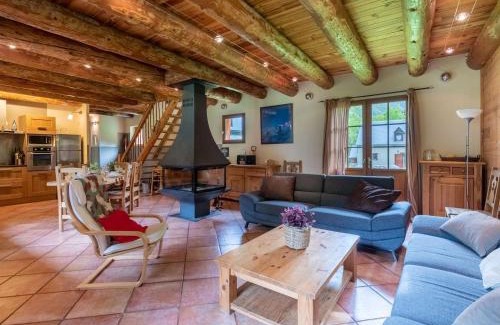 Aragnouet Casa | Charmante maison 10 pers. avec cheminée proche Saint Lary/Piau Engaly, terrasse, boulodrome et parc pour enfants - FR-1-296-344