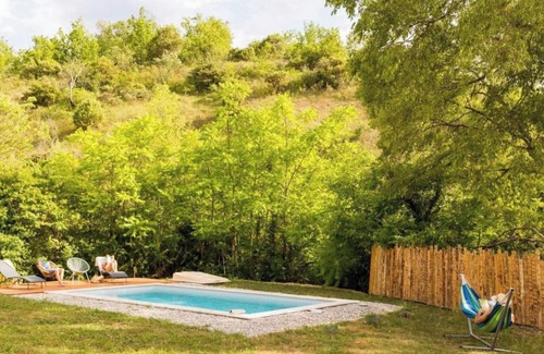 Rochecolombe Casa | Charmante Maison Avec Piscine au Calme Ardèche Sud