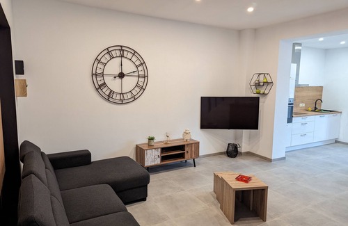 Couillet Casa | Charmante Maison Avec Jardin et Terrasse