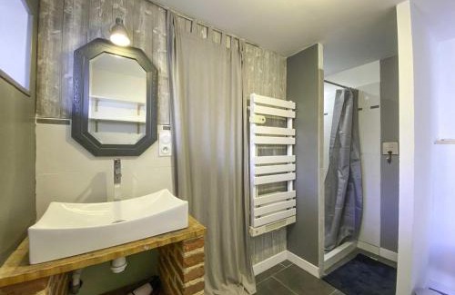 Rouperroux Casa | Charmante maison avec parking, jardin et WIFI à Rouperroux - FR-1-497-219