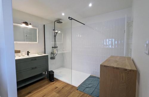Saint-Berain Cama Y Desayuno | Charmante maison d'hôtes avec salle de sport et repas maison - FR-1-582-507