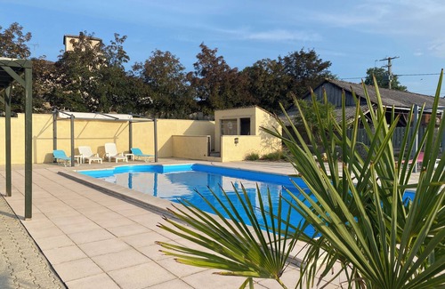Chatenet Cabaña | Charmante Maison de Campagne Paisible Avec Vues Magnifiques et Belle Piscine