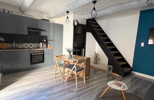 Lambesc Apartamento | Charmante maison de village Lambesc