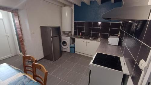 Revel Casa | Charmante Maison de Village T3 Rénovée et son Jardin