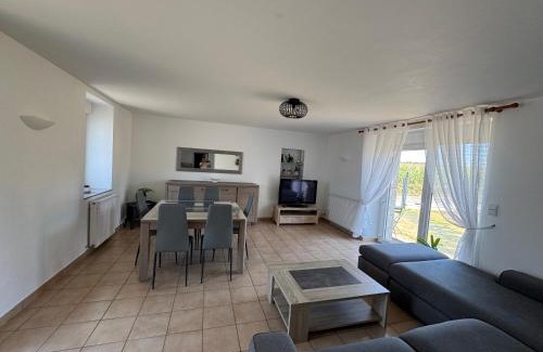 Lanfains Casa | Charmante maison en pierre