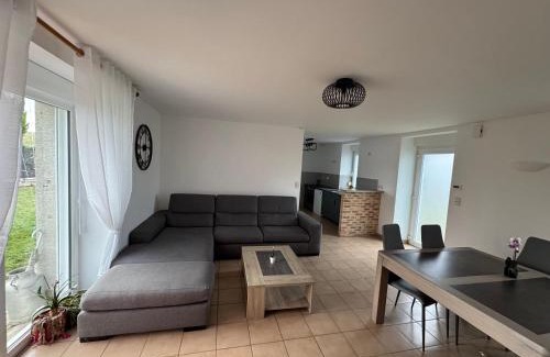 Lanfains Casa | Charmante maison en pierre