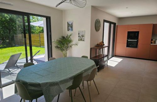 Angey Casa | Charmante maison neuve
