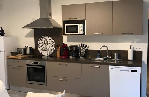 La Tremblade Casa | Charmante Maison Près de L'océan, 2 Chambres, Cuisine Équipée, Terrasse, Jardin