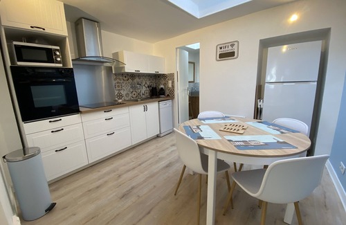 Eu Casa | Charmante Maison Rénovée, Belle Terrasse Proximité Plages & Proche de la mer