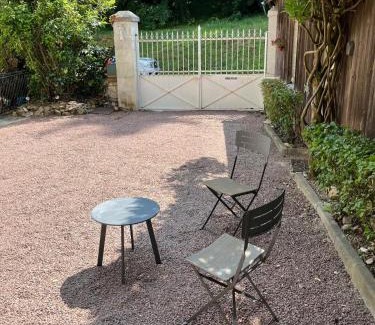 Gennes-Val-de-Loire Casa | Charmante petite maison