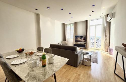Cannes City Centre Apartamento | charmante suite vue mer villa Carmela