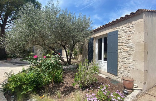 Fontvieille Villa | Charmante Villa Avec Extérieurs et Piscine