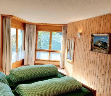 Klosters-Serneus Apartamento | Charmante Wohnung im Dorfkern