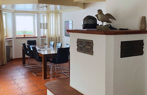 Neu-Ulm Casa | Charmantes Wohnhaus mit Garten. Familienfreundlich