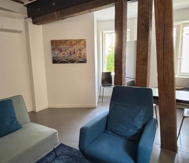Tours City Centre Apartamento | Charme & Clim Place Chateauneuf - Coeur de Tours
