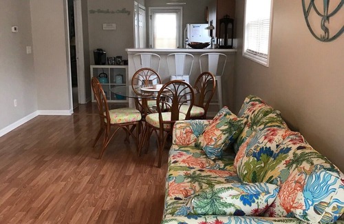 Myrtle Grove Cabaña | Charmed Beach Getaway
