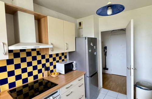 Rueil-Malmaison Apartamento | Charment Appartement Avec Balcon