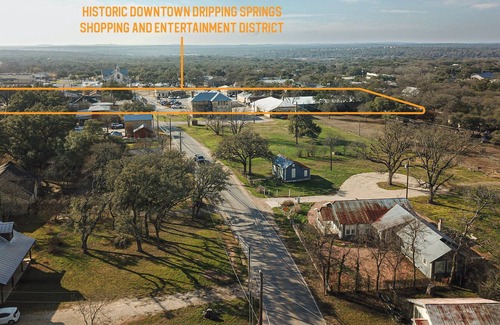 Dripping Springs Casa | Charmer in Downtown Dripping Springs Ritz on Old Fitz