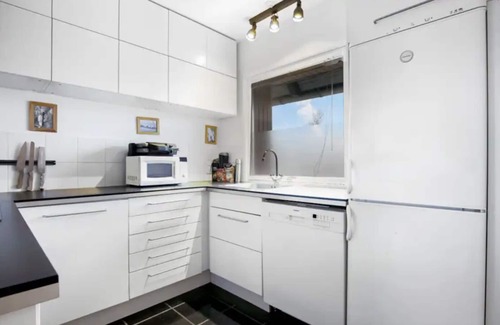 Vipperod Apartamento | Charmerende 63m2 Lejlighed/rækkehus i 2 Etager med Fælles Pool