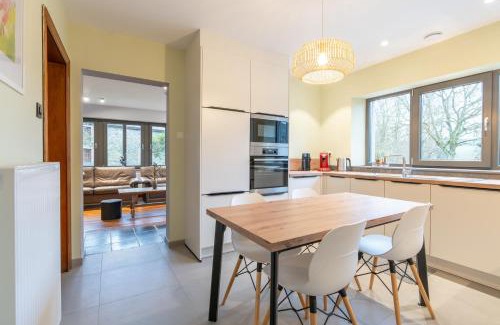 Nisramont Casa | Charmette, cozy home for 9p
