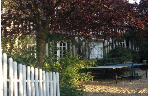 Les Authieux-sur-Calonne Casa | Charming gîte. Le Manoir de la Porte, between land & sea. 4 hectares, Tennis court.