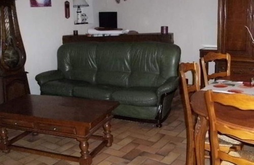 Saint-Vincent-du-Lorouer Cabaña | Encantadora casa rural con jardín cerca de bosque, 3 hab, chimenea, wifi, ideal para descansar
