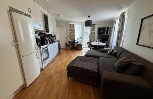Bromma Apartamento | Charmig lägenhet med balkong nära Stockholm City