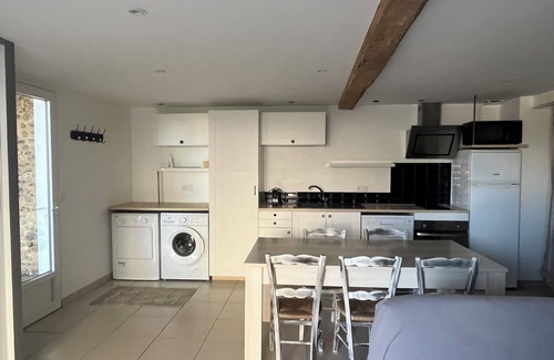 Boueilh-Boueilho-Lasque Apartamento | Charming studio between sea and mountains
