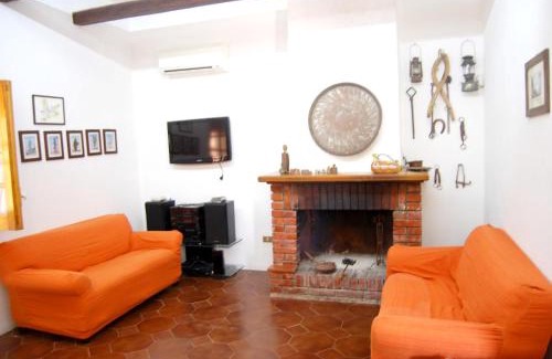 Santa Margherita di Belice Casa | Charming house with fenced garden in Santa Margherita di Belice