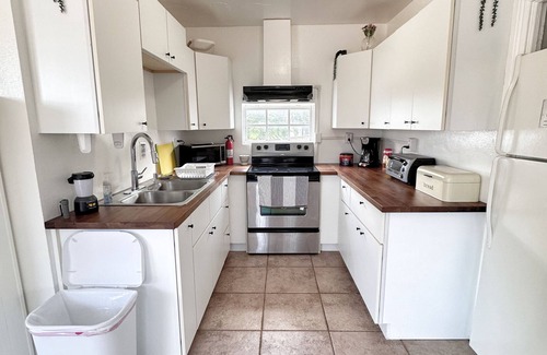 Estate Kings Quarter Apartamento | Charming 1.5 bedroom apartment with WiFi, AC in historic Charlotte Amalie !!!
