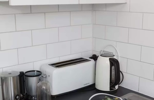 St. Kilda East Apartamento | Charming 1-bedroom boutique apartment in lovely St Kilda East with WiFi, AC