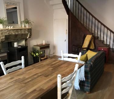 Montemboeuf Casa | Charming 1-bed cottage Montemboeuf