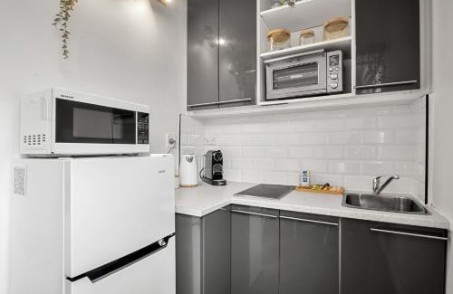 St Kilda West Apartamento | Charming 1-Bed with Fireplace by the Beach