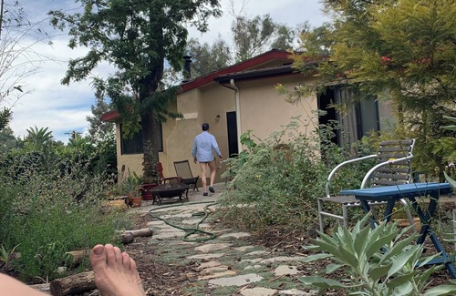 Downtown Los Angeles Casa | Charming 1-bedr in house with AC, WiFi surrounded by nature in heart of LA